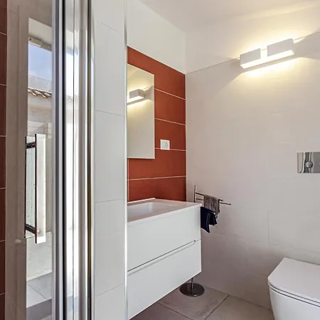 Loredana By Santa Maria Del Focallo