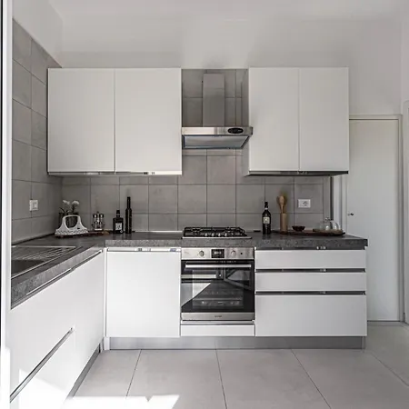 Loredana By * Santa Maria Del Focallo